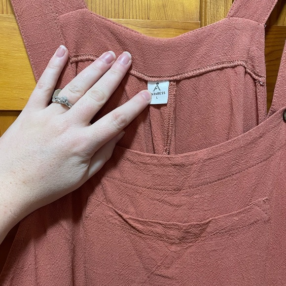 Chic Jumpsuit/Overalls - Picture 3 of 4